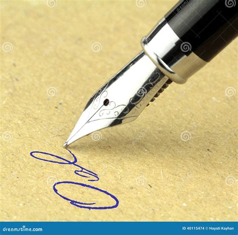 Fountain Pen Writing On The Paper, Stock Photo - Image: 40115474