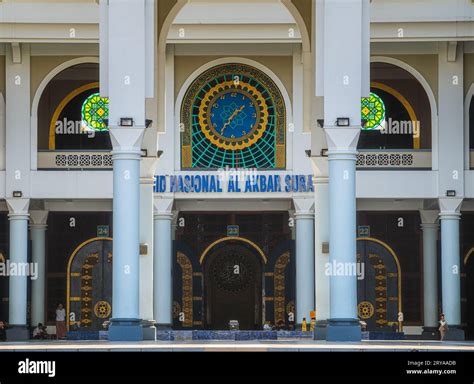 Mezquita Istiqlal Masjid Istiqlal Fotograf As E Im Genes De Alta