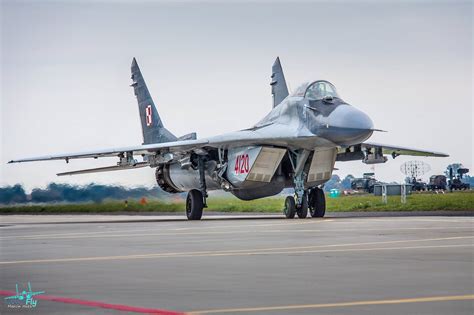 Mig W Polskich Si Ach Powietrznych Lemofly Fotografia Lotnicza