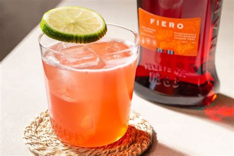 12 оригинальных рецептов коктейлей с Мартини Фиеро