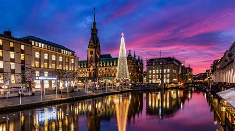 Wallpaper Hamburg Germany Christmas Reflected Evening 3840x2160