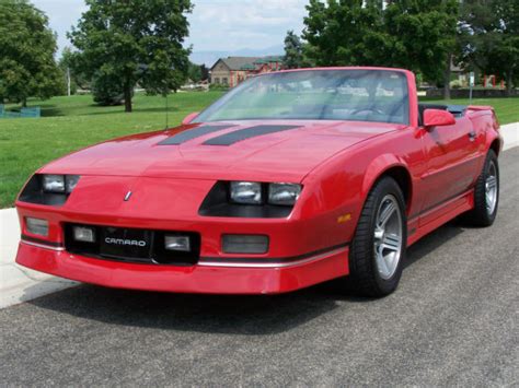 Chevrolet Camaro Convertible 1988 Red For Sale 1g1fp31f1jl151934