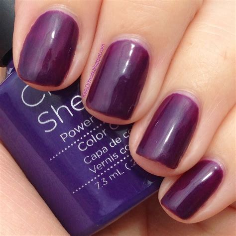 CND Shellac Rock Royalty