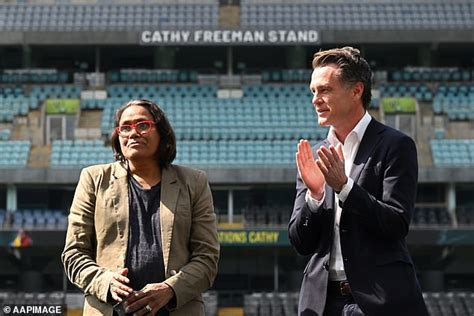 Who Is Cathy Freeman And Why Is She On Crutches As The Australian Icon