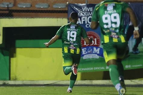 Bryan Ordóñez se siente feliz por su primer gol con Xinabajul