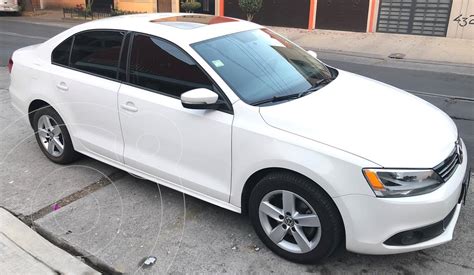 Volkswagen Jetta Style Active Usado Color Blanco Precio