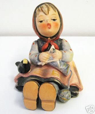 Hummel Figurine Girl Singing And Knitting Vg Cond