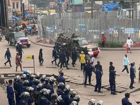 Rdc R Pression De La Marche De L Opposition Kinshasa Les Tats