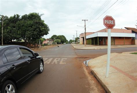 Asfalto avança em Dourados e ele a implantação da nova sinalização