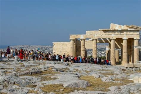 Propileu da Acrópole de Atenas e o Templo de Atena Niké Tudo o que