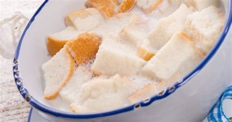 GRANDMA'S POPARA (STALE BREAD WITH MILK AND SUGAR) ~ Macedonian Cuisine