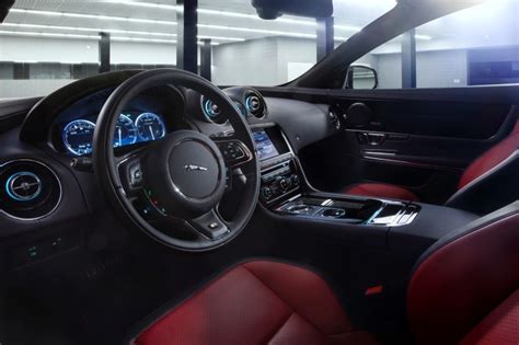 2017 Jaguar XJ Pictures - 31 Photos | Edmunds