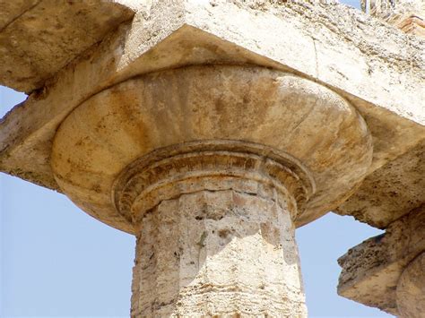 Capitel Del Templo De Atenea Paestum Pacov Flickr