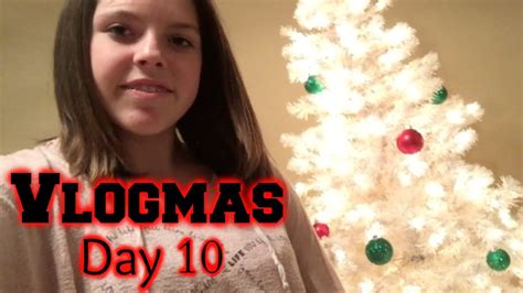 Decorating My Christmas Tree Vlogmas Day 10 Youtube