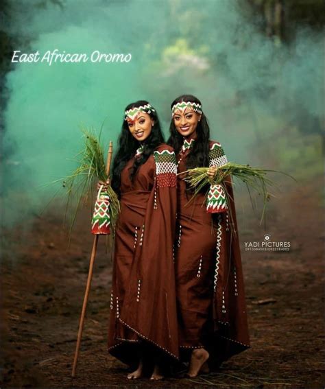 Oromo Womens Prepare For Irreecha2021 Oromo People Ethiopia People Ethiopian Women