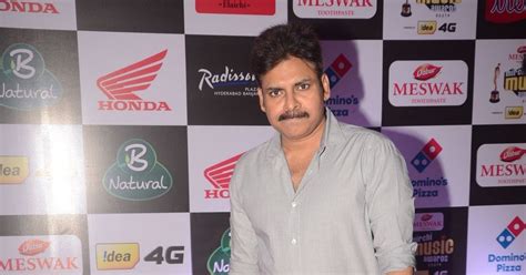 Pawan Kalyan at Mirchi music Awards