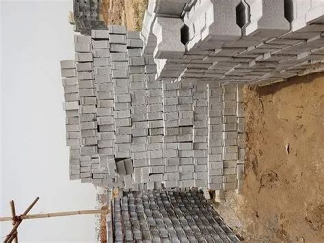 Cement Interlocking Tiles in Jhajjar समट इटरलकग टइल झजजर