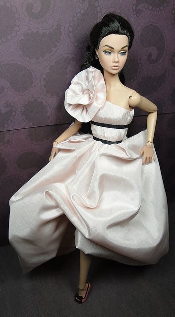 Bergdorf Goodman Poppy Fashion Royalty Dolls Poppy Parker Dolls