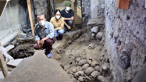 Mexico City Aztec Tower Of Skulls Discovered By Archaeologists Cnn