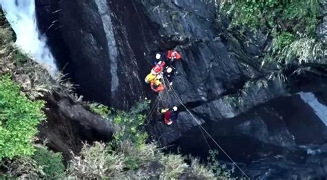 屏東飛龍瀑布驚傳5死5受困 空拍機確認5人生還！湍溪救援驚險影片曝