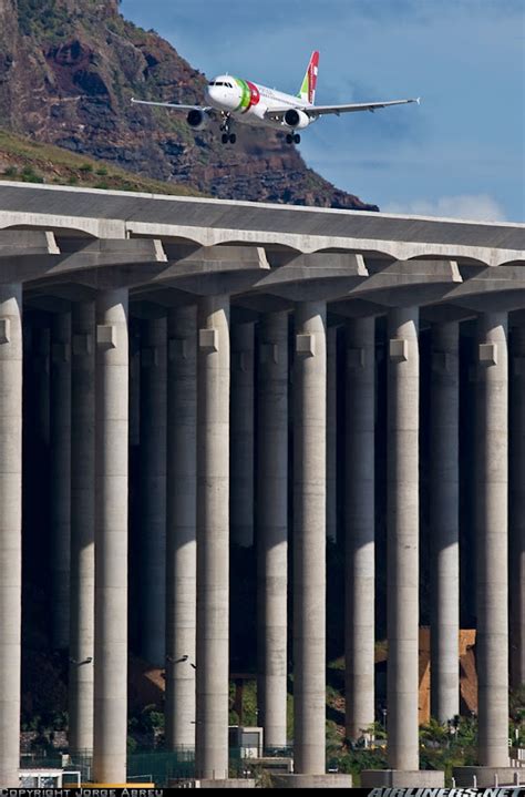 Strange Airport #3: Madeira International, Portugal | Amusing Planet