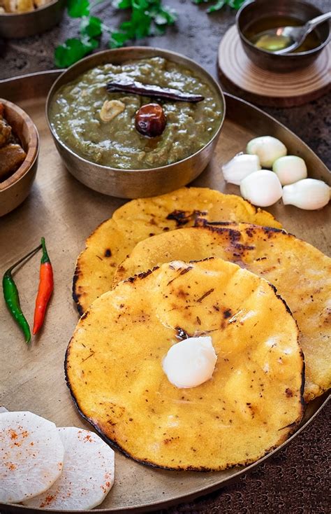 Makki Ki Roti Punjabi Makki Di Roti Cornmeal Bread Ruchiskitchen