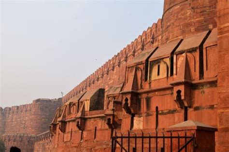 Red Fort Agra - Also known as Red Fort Agra | Vijay India ToursVijay ...