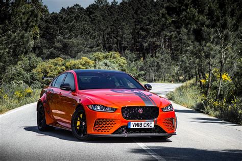 Jaguar Xe Sv Project Review Car Magazine