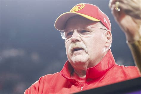 Con 100 millones de dólares Andy Reid es el entrenador mejor pagado en