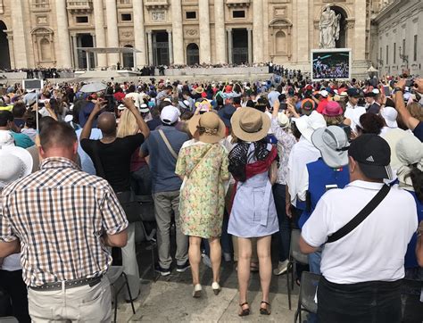 How to See the Pope at the Vatican in Rome: The Papal Audience