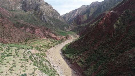 Represa de Yanapujio generará más de 175 mil jornales durante su