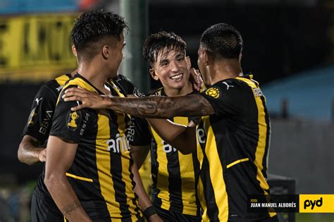 Para seguir arriba - Padre y Decano - El Sitio del Pueblo