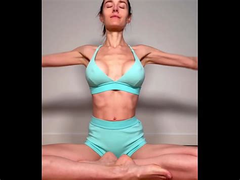 Yoga Orgasm BerryThrone Dildo Toy BJ Riding Fucking POV XNXX