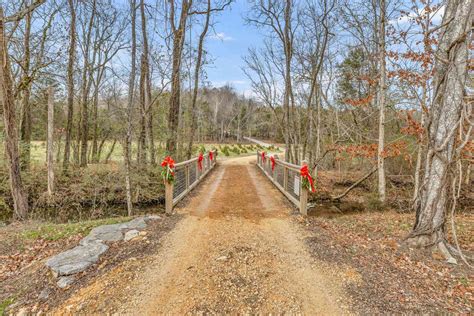 This Charming Tennessee Christmas Tree Farm Could Be Yours