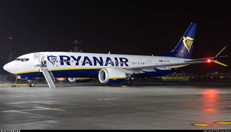 9H VUO Boeing 737 8 200 MAX Ryanair Malta Air Lukasz Stawiarz