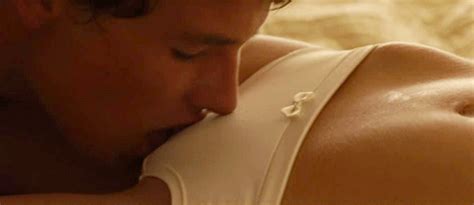 Pussy Eating Pussy Eating Thru Panties Porn Pic