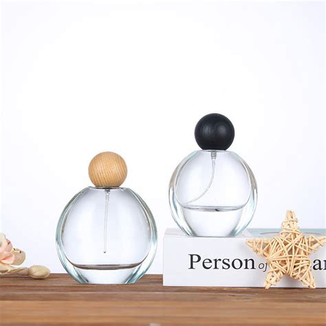 Premium Refillable Empty Ml Ml Glass Perfume Bottle Design Clear