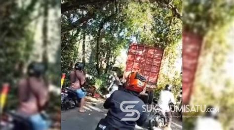 Hampir Lindas Pemotor Kecelakaan Truk Kontainer Di Palabuhanratu Bikin