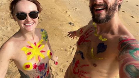 NAKED BODY PAINTING ON PUBLIC BEACH Wet And Massy Video With Painting
