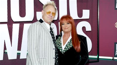 Wynonna Judd's Husband Cactus Moser Survived A Major Motorcycle ...