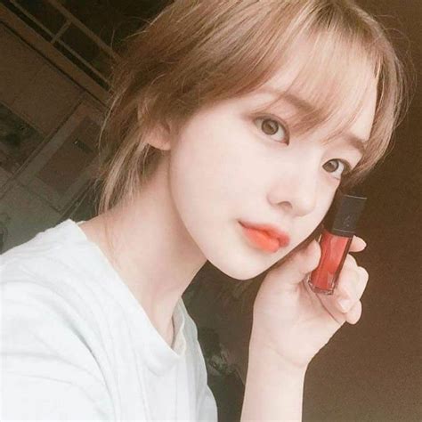 Ulzzang Girl Facebook Hàn Thừa Tầm Ins Mars Top Ver Ulzzang Dép