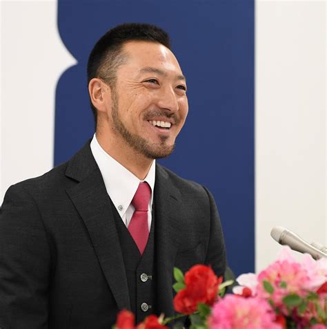 広島・菊池涼介が年俸25億プラス出来高の2年契約「1軍にずっといたい」 2023年12月6日掲載 ライブドアニュース