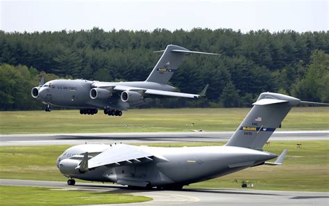 C 17 Globemaster Iii At Mcguire Air Force Base - Wallpaper, High ...