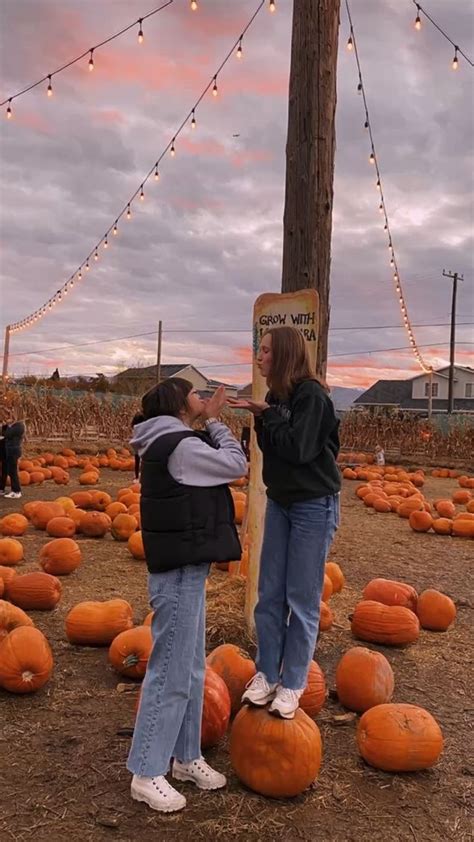 fall aesthetic | pumpkin patch | Fall photoshoot, Fall pictures, Fall friends