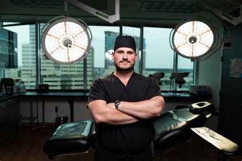 Meet Dr Arroyo The Rising Star Of Houston Plastic Surgery