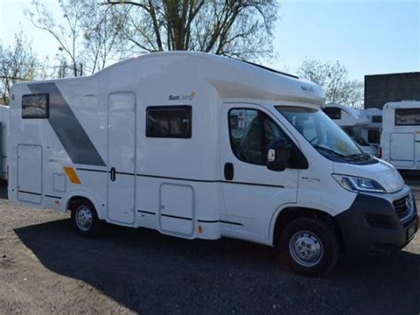 Bérelhető lakóautók - lakoautogyor.hu