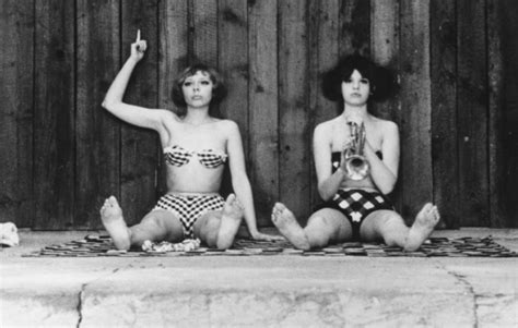 9 Hot Sexy Agnes Varda Bikini Pics