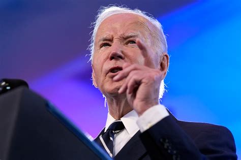 Biden meets with Black Caucus amid calls to end campaign