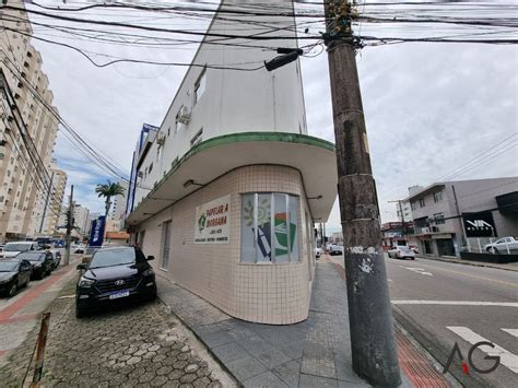 Ponto Comercial na Avenida Josué Di Bernardi 307 Campinas em São José