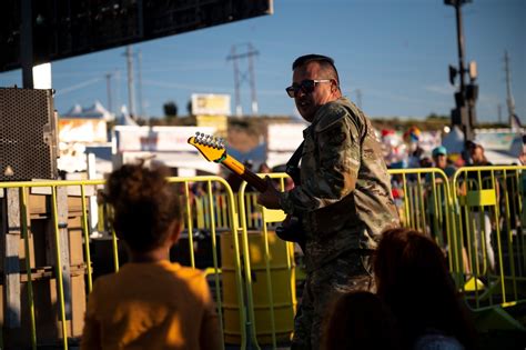 DVIDS - Images - U.S. service members participate in Albuquerque ...